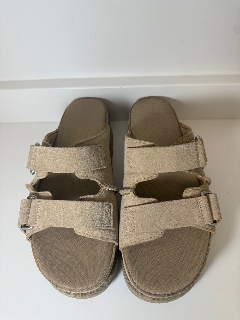 Women’s UGG Goldenstar Hi Slide Sand Dual-Strap Sandals - Size 8.5